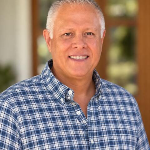 Dennis Thomas