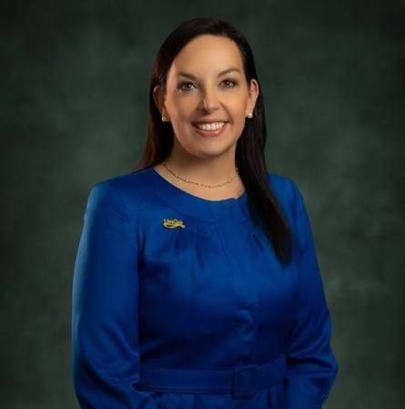 Dr. Erin Perez
